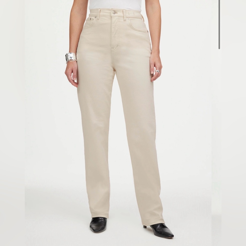 Madewell Curvy ’90s Straight Jeans-
Size 29- Cream- NWT